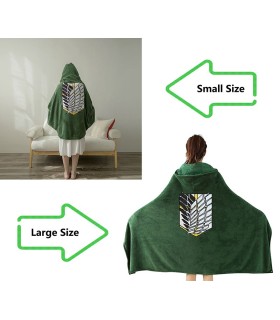 Manta con Capucha de Attack on Titan